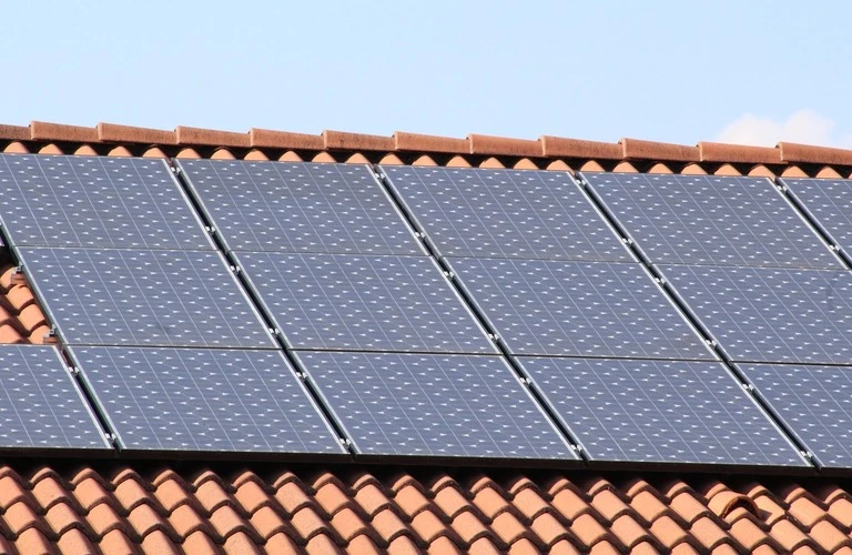太陽光発電で快適な住まいを実現！