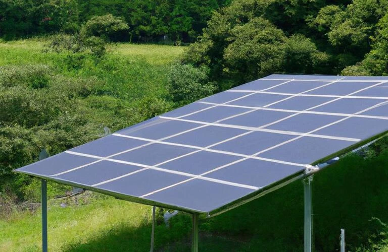 夏休みを有意義に！熊本の太陽光発電工事でエコな暮らしを実現