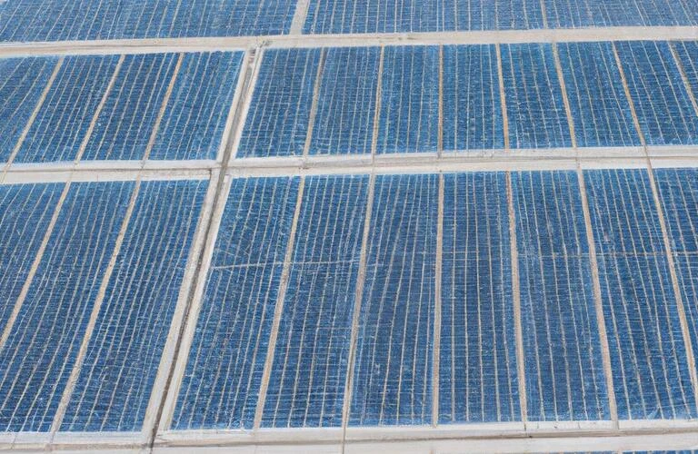 未経験から始める太陽光発電の世界への扉