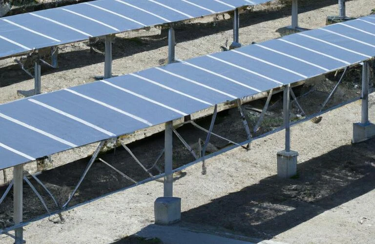 太陽光発電の施工に挑戦！株式会社藏座工業でキャリアを築こう
