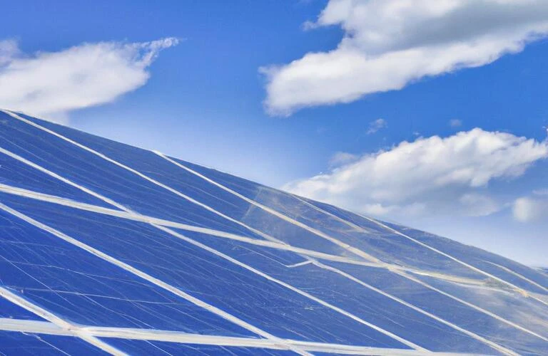 あなたの未来を明るくする太陽光発電のお仕事！