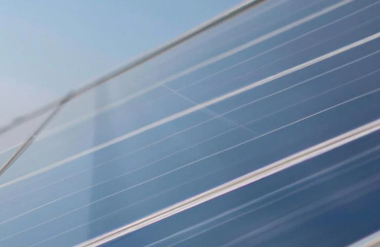 信頼性と技術力で選ぶ九州の太陽光発電・蓄電池施工業者|熊本県熊本市で電気工事なら株式会社藏座工業